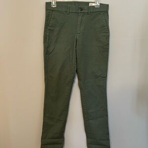 Gap olive green chino